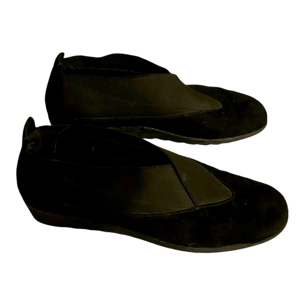 Laura Ashley size 9 black suede wedges in great pre- owned condition. - Picture 4 of 5
